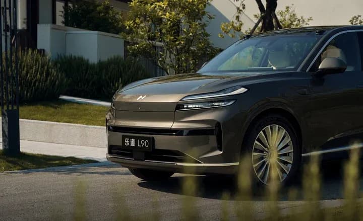 NIO's Onvo L90 Secures Top 3 Spot in Large SUV Market with 1,976 Deliveries in Just 3 Days cover image