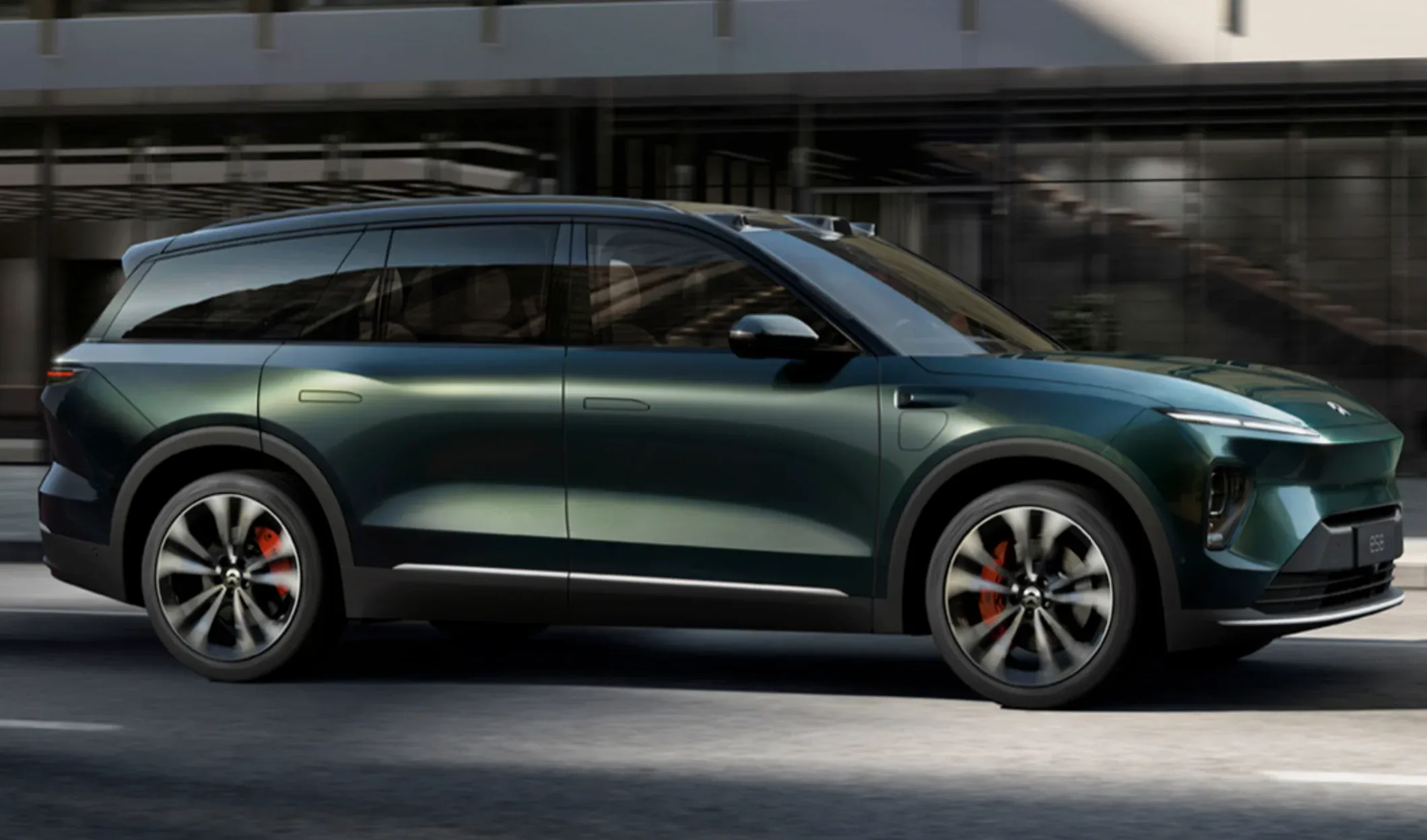 NIO's All-New ES8 Opens for Pre-Orders, Starting at $30,880 with Battery Lease Option cover image